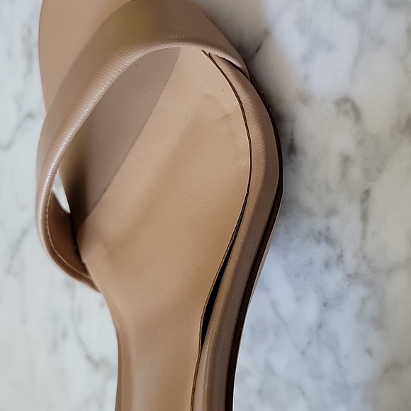 INC International Concepts Heels Size 8 - Picture 6 of 7